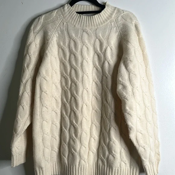SAKS FIFTH AVENUE ivory lamb wool angora rabbit hair cable knit sweater size M - Picture 2 of 11